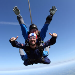 Alpha Parachutisme - Saut en tandem à Tallard